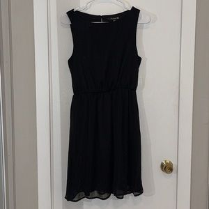 Forever 21 Sleeveless Black Dress - Size M